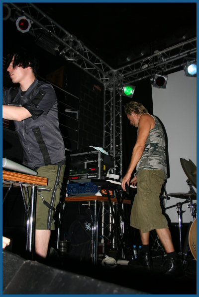 Front Line Assembly -    (30.08.06,  «Ikra»)