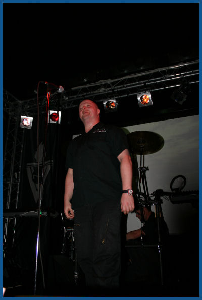 VNV Nation - Live in Moscow (02.04.06, «Ikra» club)