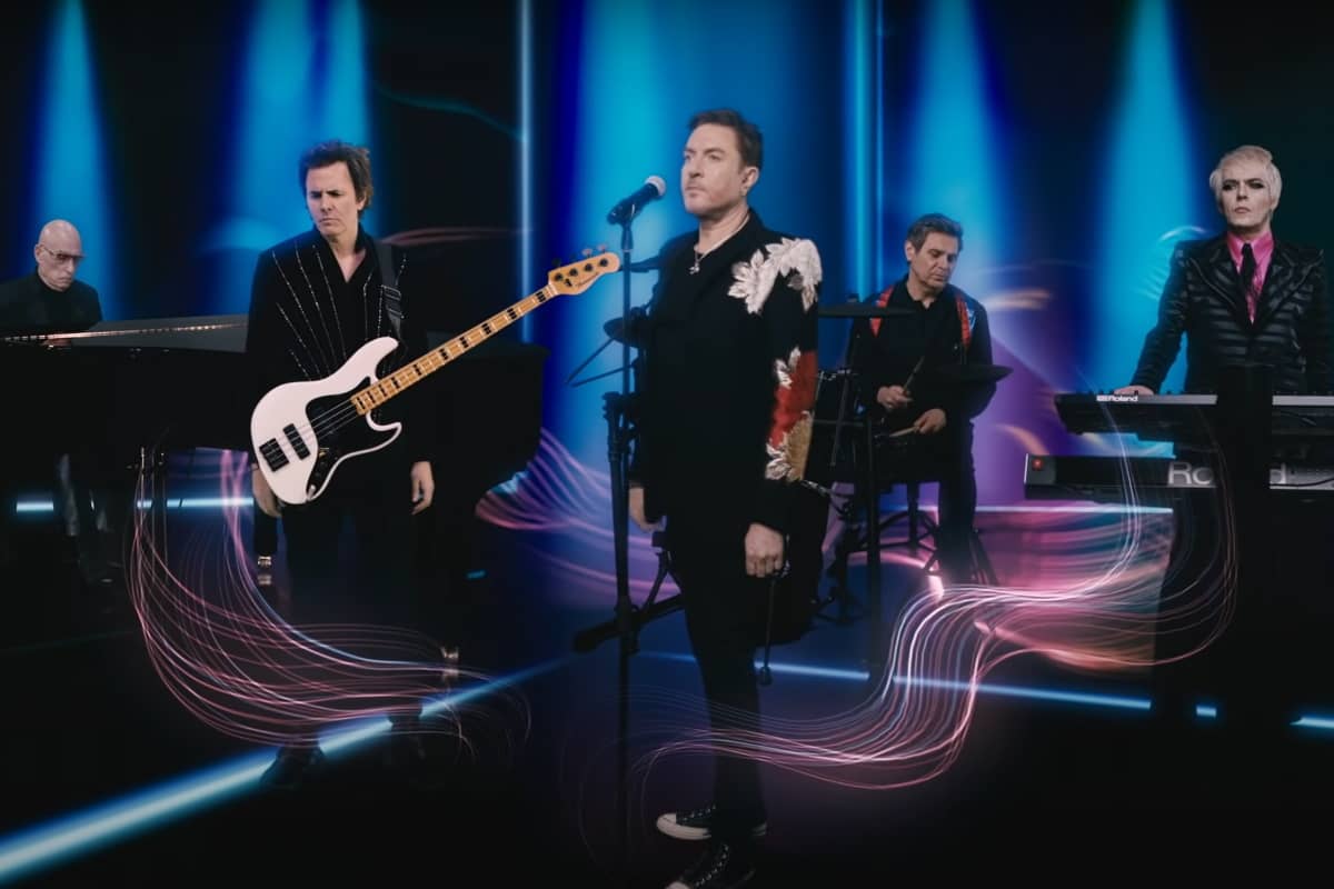 Duran Duran - «Five Years» (кавер на Дэвида Боуи) (Официальное Видео)