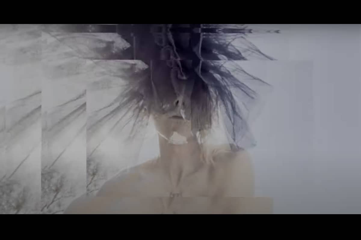 IAMX - «Infinite Fear Jets» (Official Video)