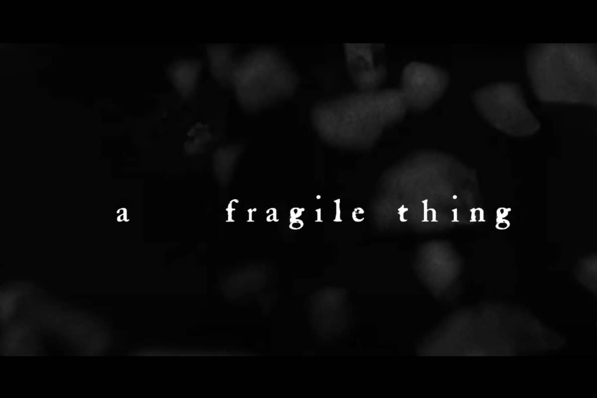 The Cure - «A Fragile Thing» (Official Lyric Video)